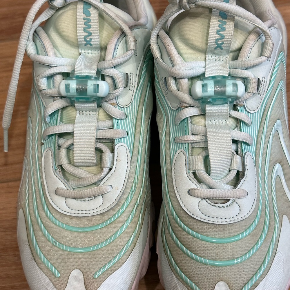 Nike Mint and White Athletic Shoes